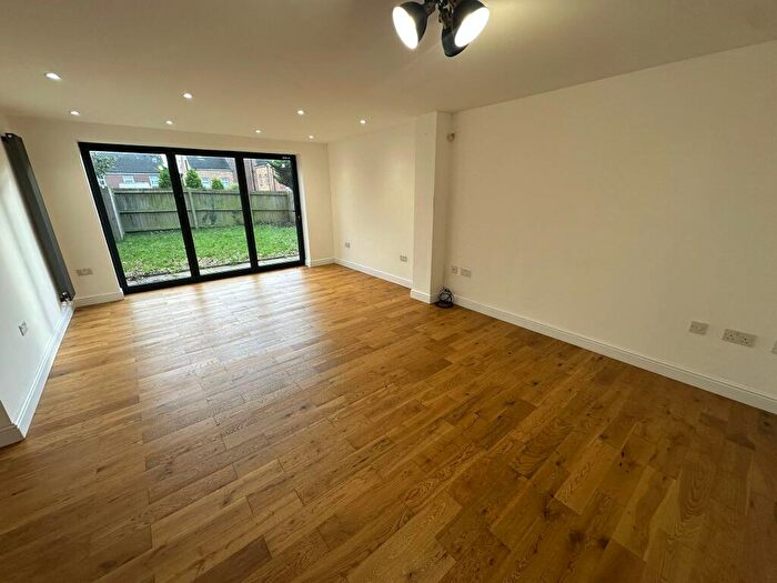 2 Bedroom House To Rent In Marsworth Drive, L6