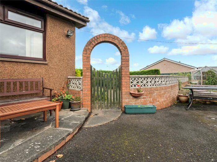 4 Bedroom Bungalow For Sale In Newliston Drive, Kirkcaldy, Fife, KY2