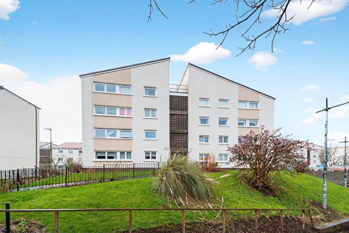 3 Bedroom Flat For Sale In Mill Court, Rutherglen, Glasgow, G73