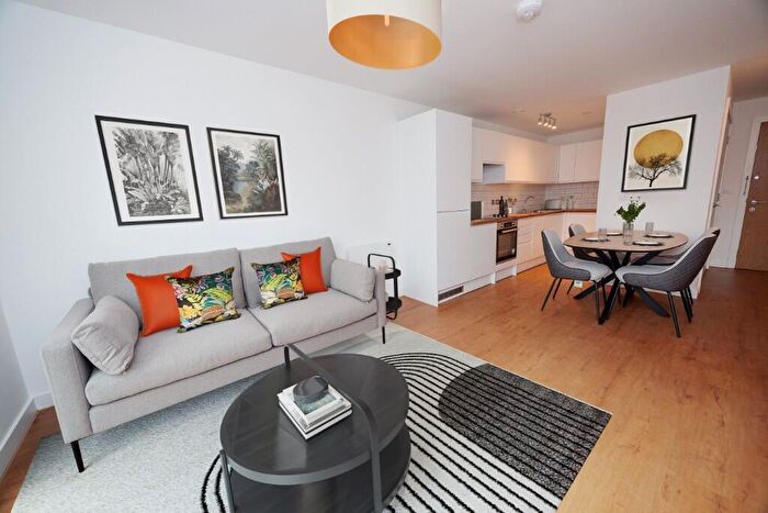 1 Bedroom Apartment To Rent In Central Street, Bolton, Greater Manchester, BL1