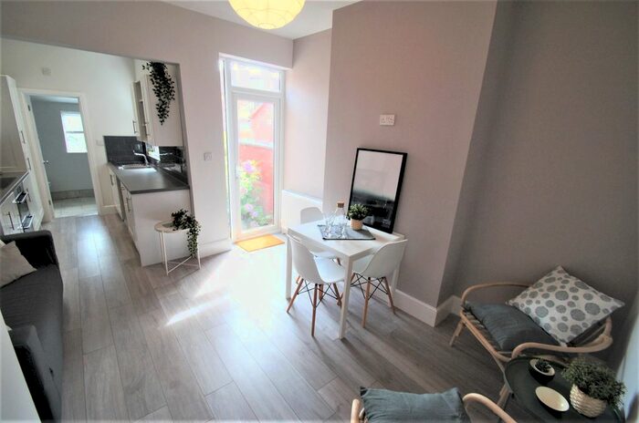 3 Bedroom End Of Terrace House To Rent In Richmond Street, Coventry, CV2