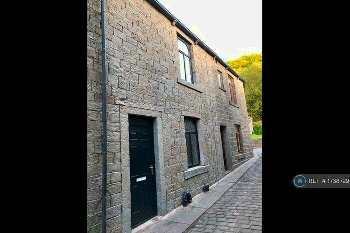 2 Bedroom Terraced House To Rent In Duke Street, Rossendale, BB4
