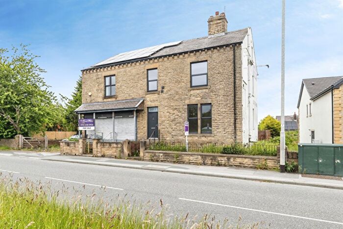 4 Bedroom Property To Rent In Wakefield Road, Morley, Leeds, LS27
