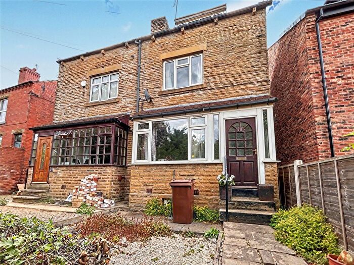 4 Bedroom Semi-Detached House For Sale In Ouzlewell Green, Lofthouse, Wakefield, West Yorkshire, WF3