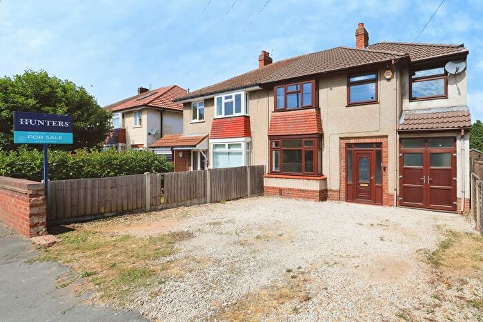 4 Bedroom Semi Detached House For Sale In Penn Road, Wolverhampton, WV4