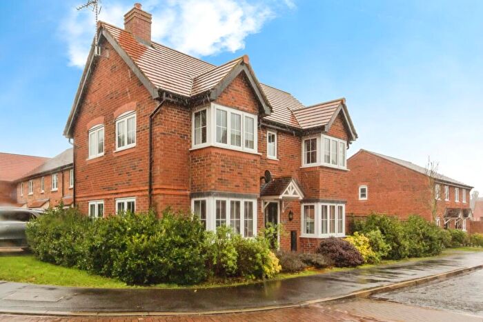 3 Bedroom Detached House For Sale In Holcroft Drive, Cuddington, Northwich, Cheshire, CW8