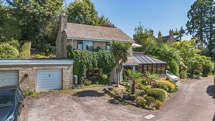3 Bedroom Detached House For Sale In Walkley Hill, Stroud, GL5