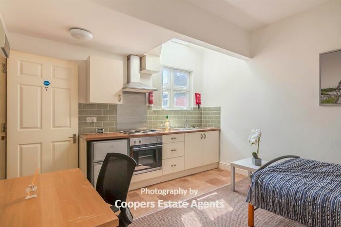 1 Bedroom Flat To Rent In Holyhead Road, Lower Coundon, Coventry, CV1