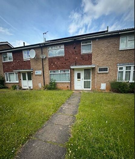 3 Bedroom House To Rent In Ashbrow Road, Northampton, NN4