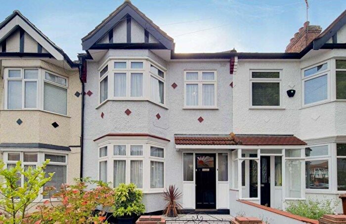 3 Bedroom Terraced House To Rent In Canterbury Road, Leyton, E10