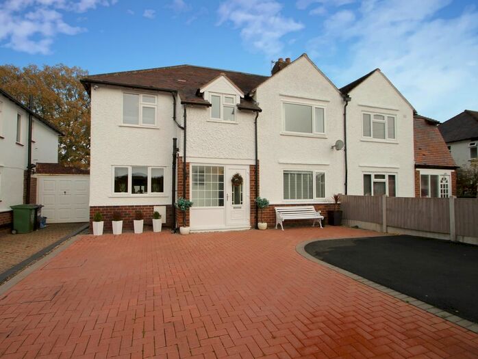 4 Bedroom Semi-Detached House For Sale In Westlands Road, Copthorne, Shrewsbury, SY3