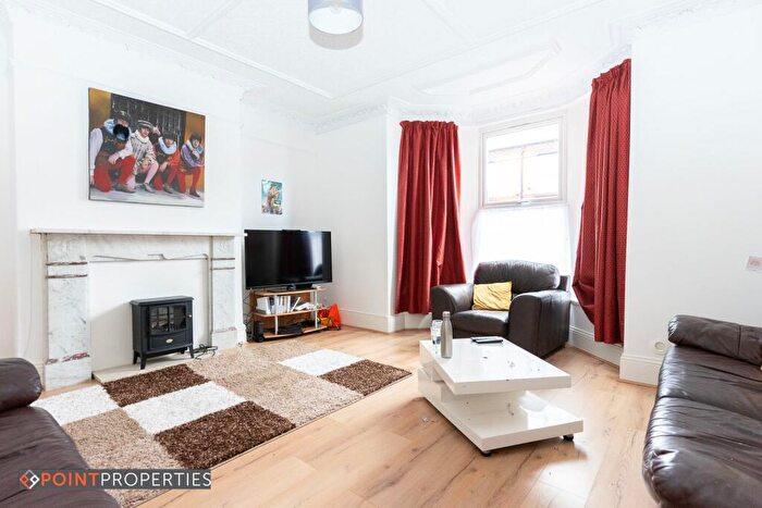 5 Bedroom Terraced House To Rent In Bedroom House, Ferndale Road, L15