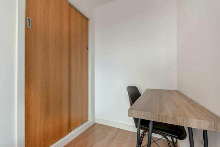 1 Bedroom Flat To Rent In The Lansdowne, Hagley Road, Birmingham, B16