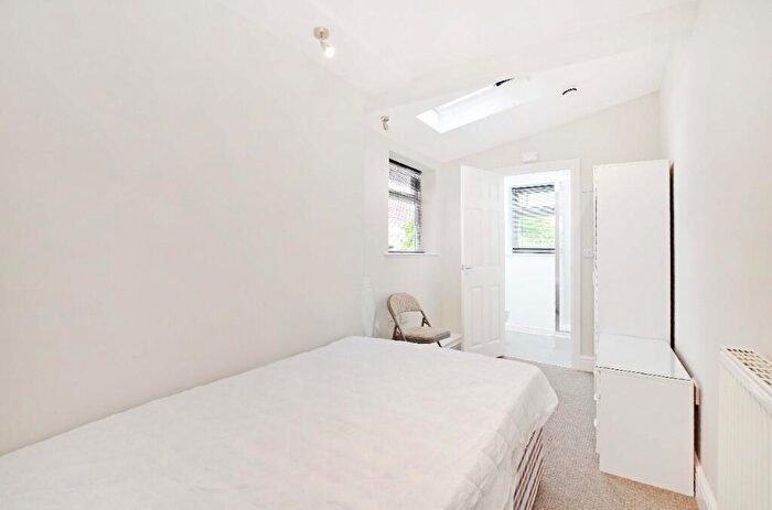 5 Bedroom House To Rent In Edmund Road, Sheffield, S2