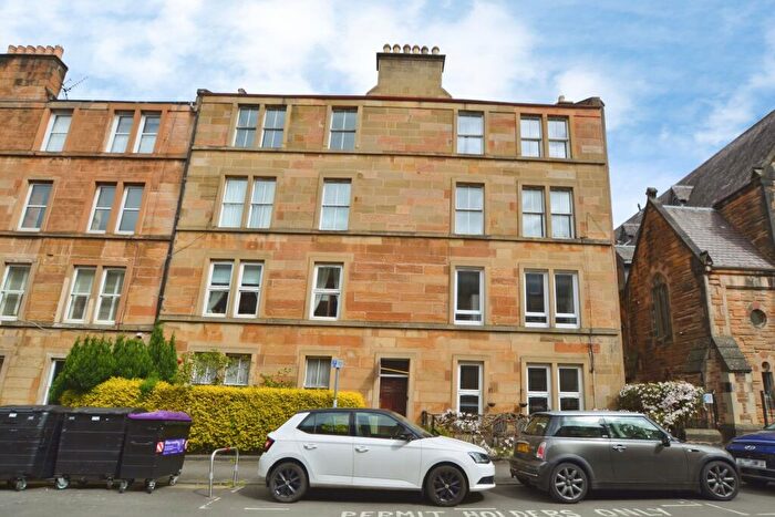 3 Bedroom Flat To Rent In Caledonian Road, Edinburgh, EH11