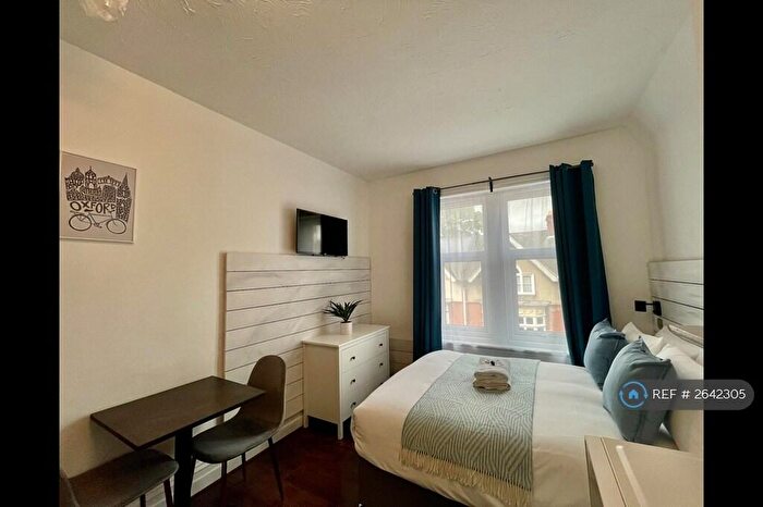 Studio To Rent In Westbourne, Dorset, BH4