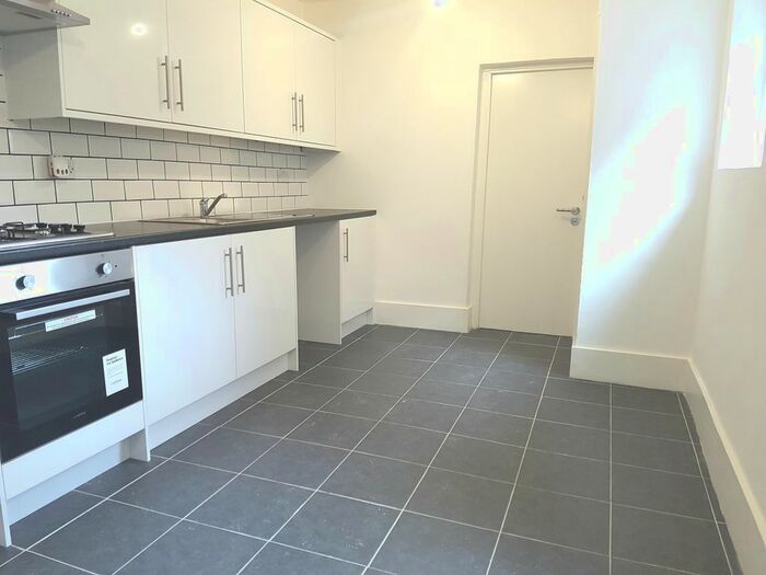 5 Bedroom Terraced House To Rent In Colless Road, Seven Sisters/Stamford Hill N15
