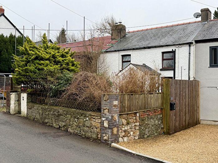 3 Bedroom Terraced House For Sale In Ty Clydd, Llanelly Hill, NP7
