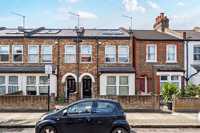 4 Bedroom Terraced House For Sale In Carlwell Street, Tooting, London, SW17