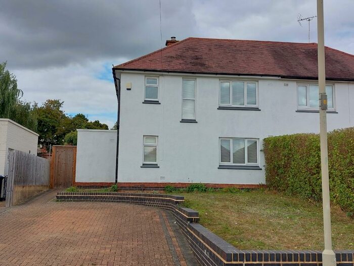 3 Bedroom Semi-Detached House To Rent In Meadow Street, Market Harborough, LE16