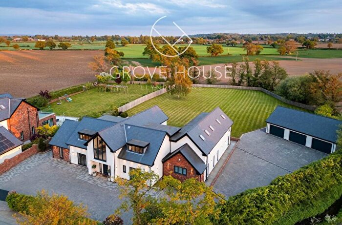 5 Bedroom Detached House For Sale In Llyndir Lane, Rossett, LL12