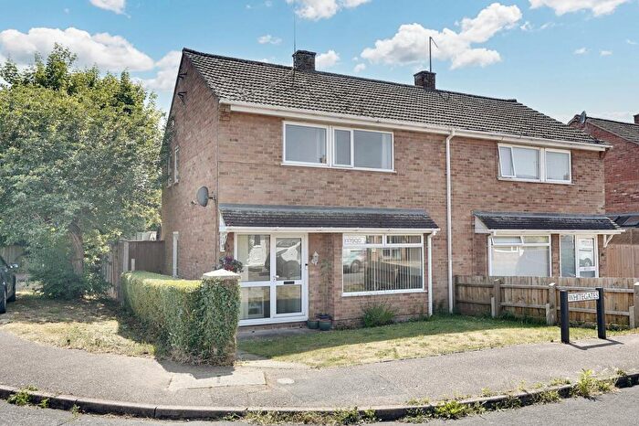 3 Bedroom Semi-Detached House For Sale In Whitegates, Newmarket, CB8