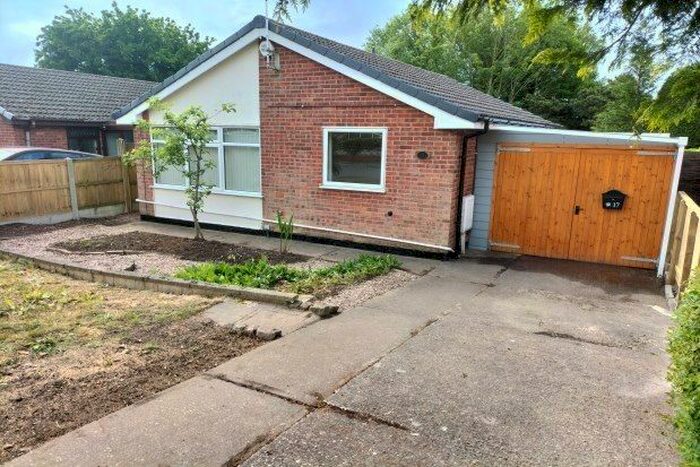 2 Bedroom Bungalow To Rent In Fairfield Avenue, Alfreton, DE55