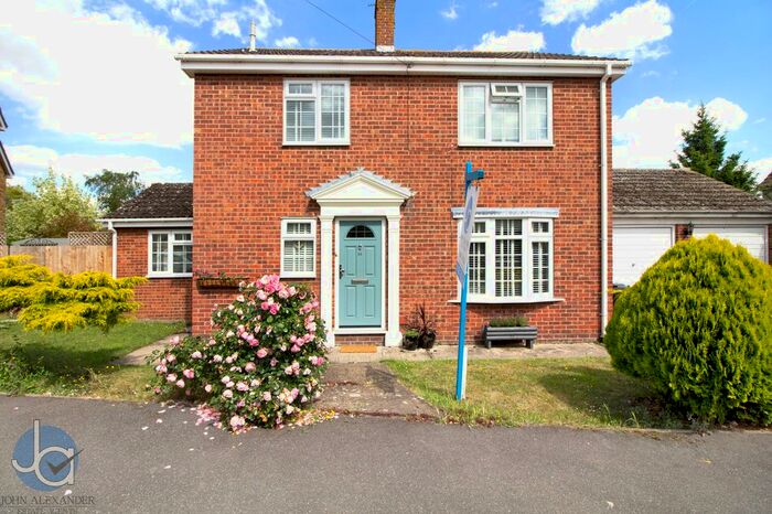 3 Bedroom Detached House For Sale In Field View Drive, Little Totham, Maldon, CM9