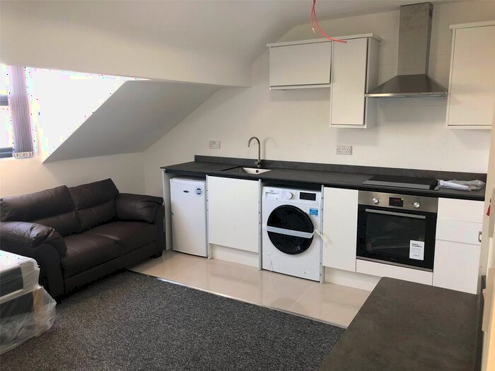 Studio To Rent In Bewdley Road, Kidderminster, DY11