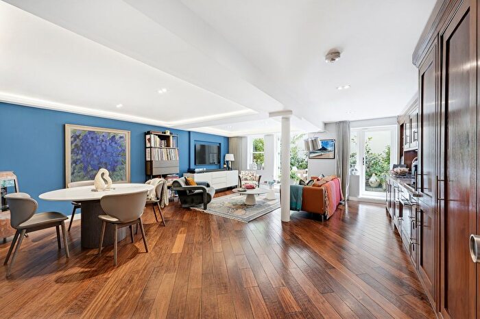 1 Bedroom Flat For Sale In Queens Gardens, London, W2