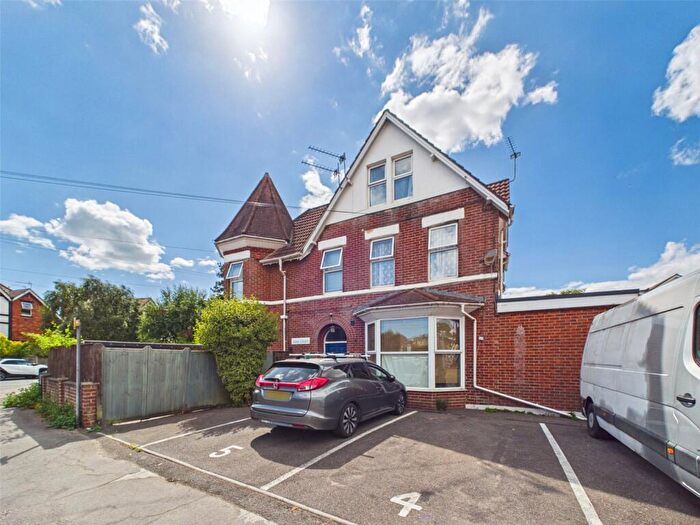 1 Bedroom Apartment For Sale In Zena Court, Adeline Road, Bournemouth, Dorset, BH5