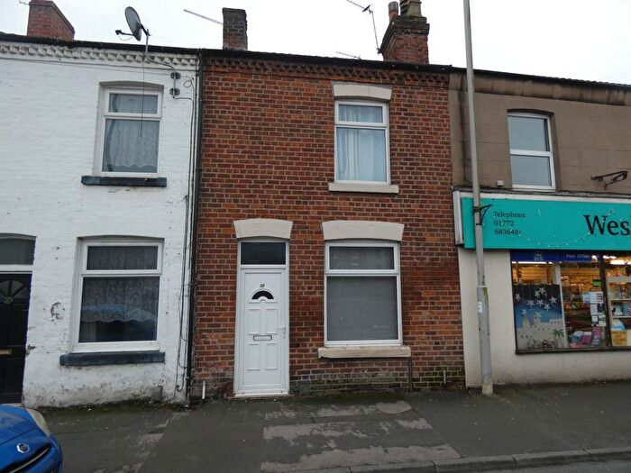 2 Bedroom Property For Sale In Garstang Road South Wesham, Preston, PR4