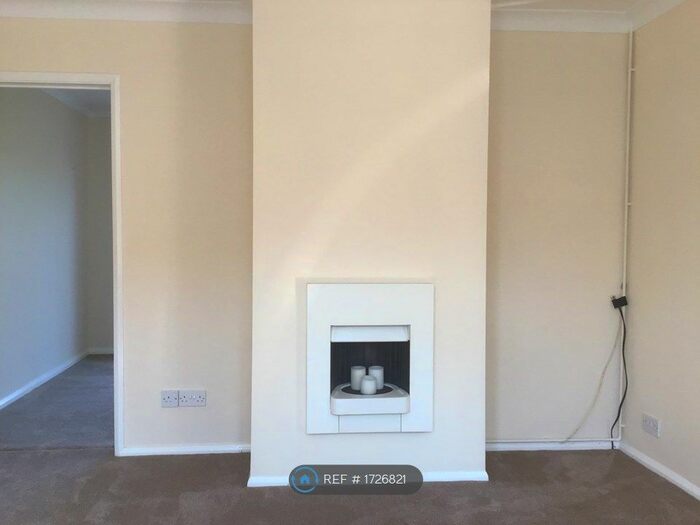 3 Bedroom Semi-Detached House To Rent In The Close, Burgess Hill, RH15