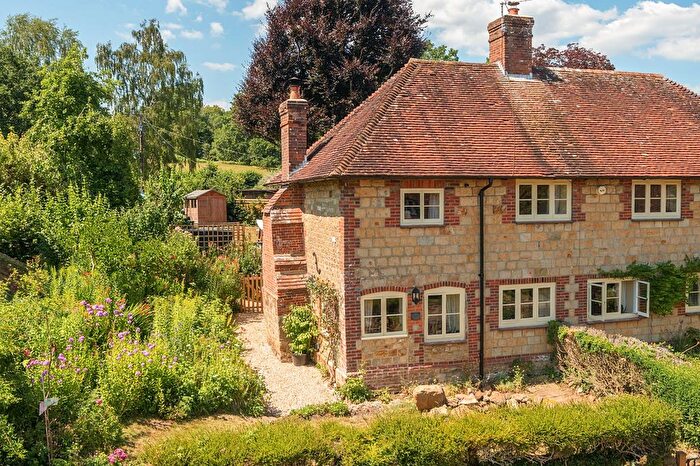 3 Bedroom Semi-detached House For Sale In The Street, Stedham, GU29