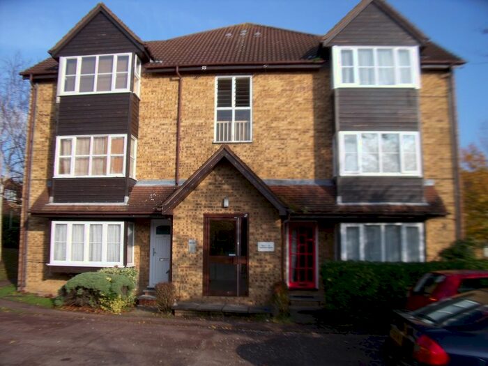 Studio To Rent In Cambrian Green, Kinsgbury NW9