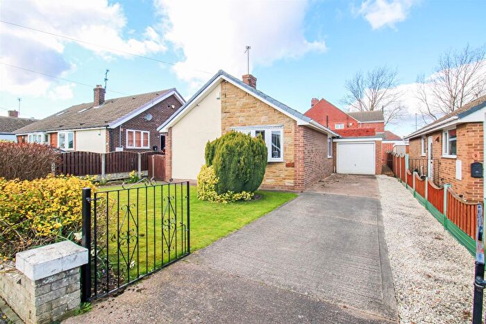 3 Bedroom Detached Bungalow For Sale In Valley View, South Elmsall, Pontefract, WF9