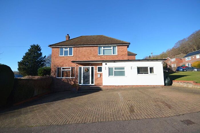 4 Bedroom Detached House To Rent In Friars Gardens, Hughenden Valley, HP14