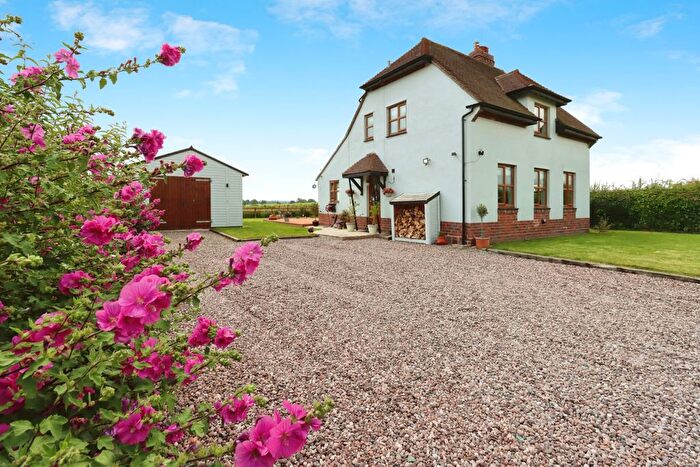 3 Bedroom Detached House For Sale In Soulton Road, Wem, Shrewsbury, SY4