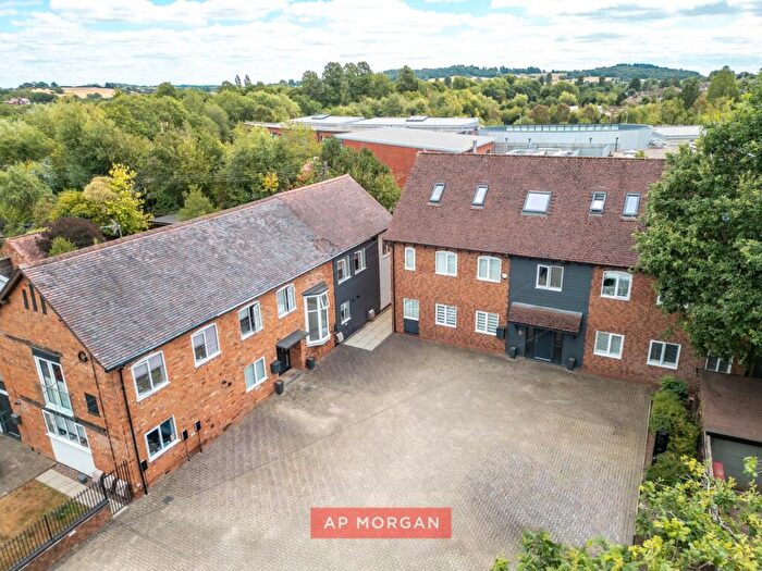 1 Bedroom Apartment For Sale In Flat Rectory Court, Alvechurch, Alvechurch, B48