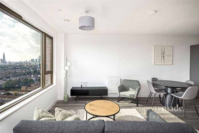 1 Bedroom Flat To Rent In Vista Heights, Ilderton Road, London, SE15