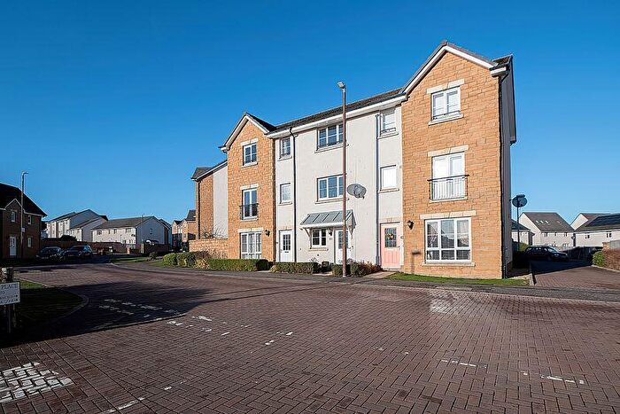 4 Bedroom Terraced House For Sale In South Chesters Medway, Bonnyrigg, EH19