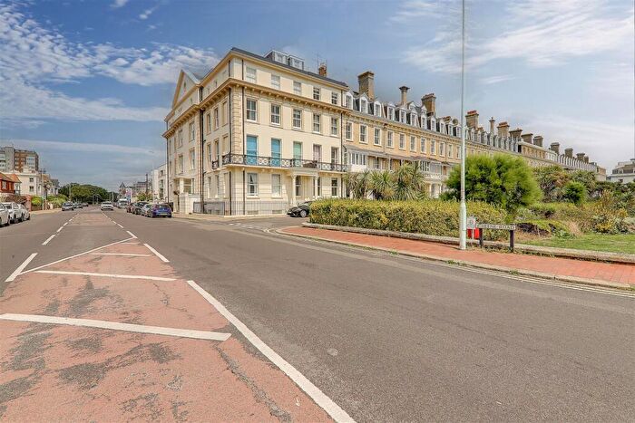 2 Bedroom Apartment To Rent In Heene Terrace, Worthing, BN11