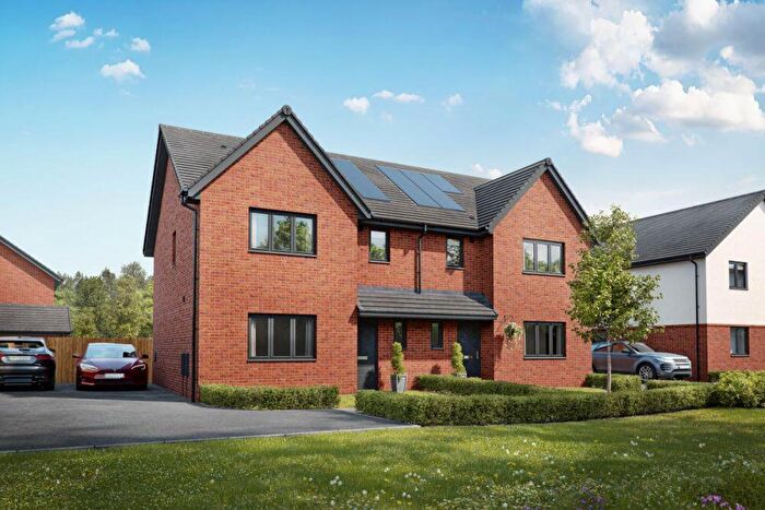 3 Bedroom Detached House For Sale In Perrybrook Road, Brockworth, GL3