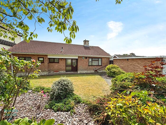 3 Bedroom Detached Bungalow For Sale In The Baulk, Worksop, S81
