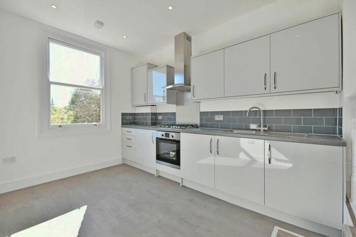 1 Bedroom Flat To Rent In Dartmouth Road, Kilburn, NW2