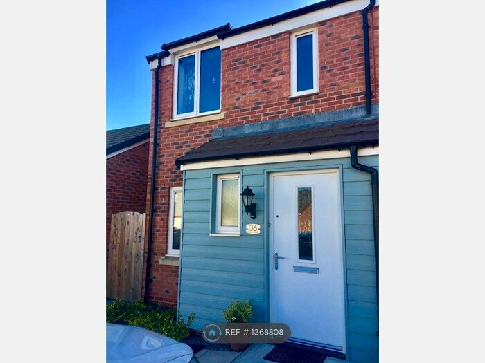 2 Bedroom Semi-Detached House To Rent In Piper Cross, Weston-Super-Mare, BS24
