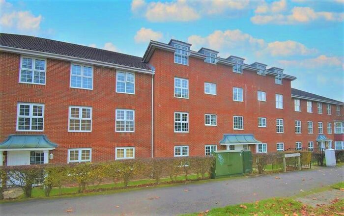 2 Bedroom Flat To Rent In Cole Green Lane, Welwyn Garden City, AL7