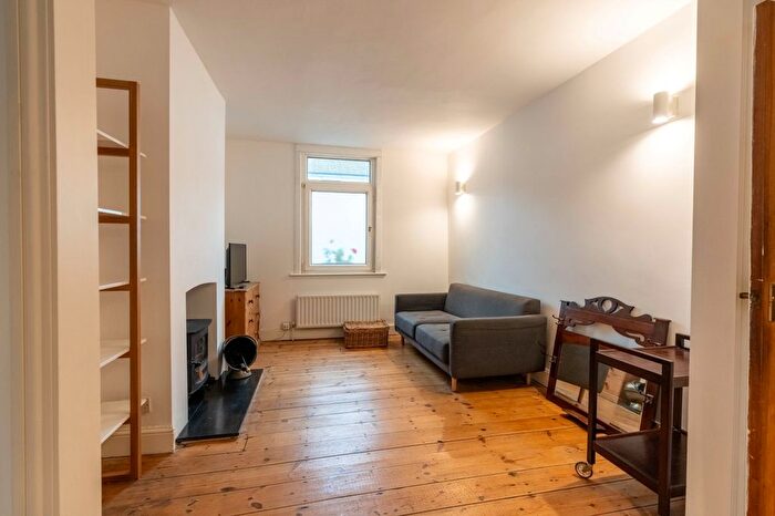2 Bedroom Terraced House To Rent In Ridley Road, Rochester, ME1