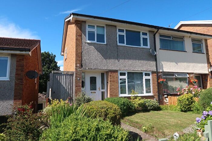 3 Bedroom Semi-Detached House For Sale In Meadow Close, Pengam, NP12