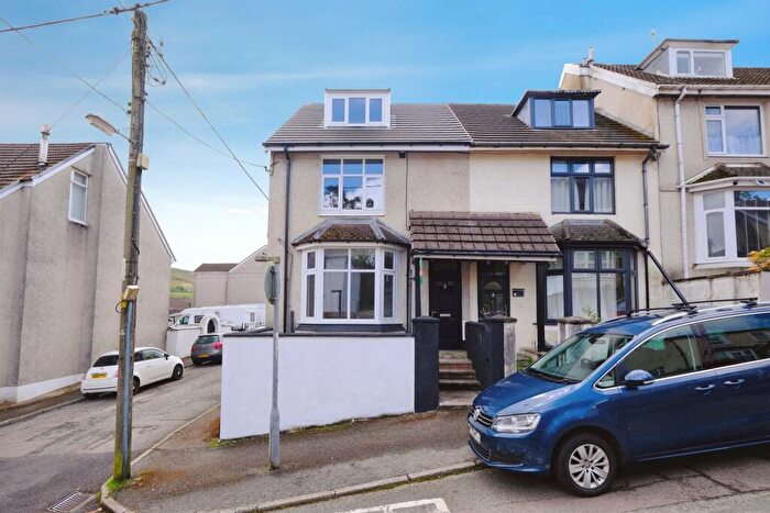 4 Bedroom End Of Terrace House For Sale In Tredegar Road, Ebbw Vale, NP23